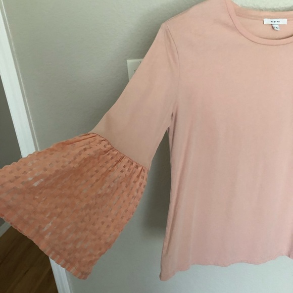 Top - Picture 2 of 5